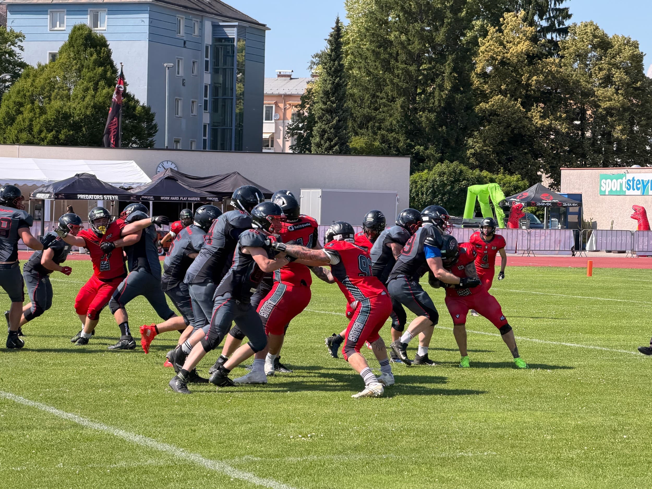 Mit 17 Mann gegen den Tabellenführer: Stolzer Saisonabschluss bei den Predators Steyr